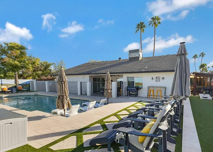 Сasa de vacaciones 3 Bd Retreat W. Free Heated Pool Phoenix